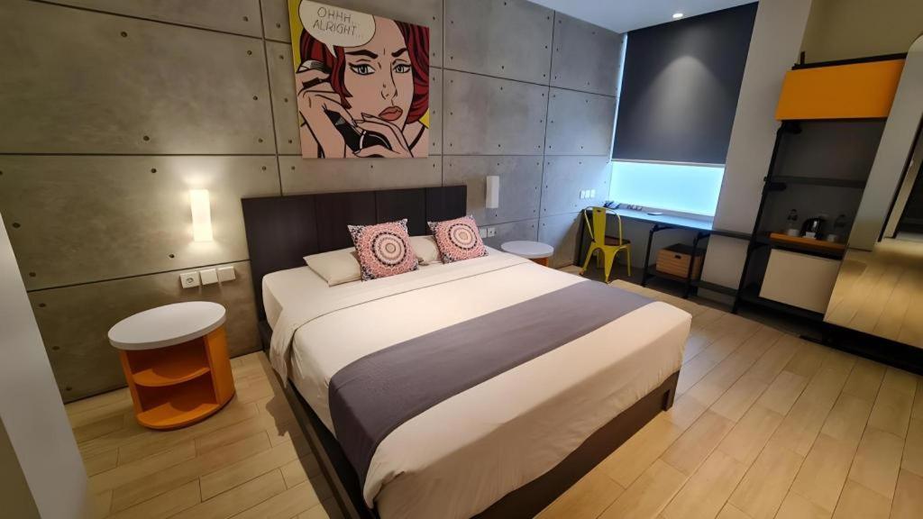 Hotel Cemerlang Бандунг Экстерьер фото